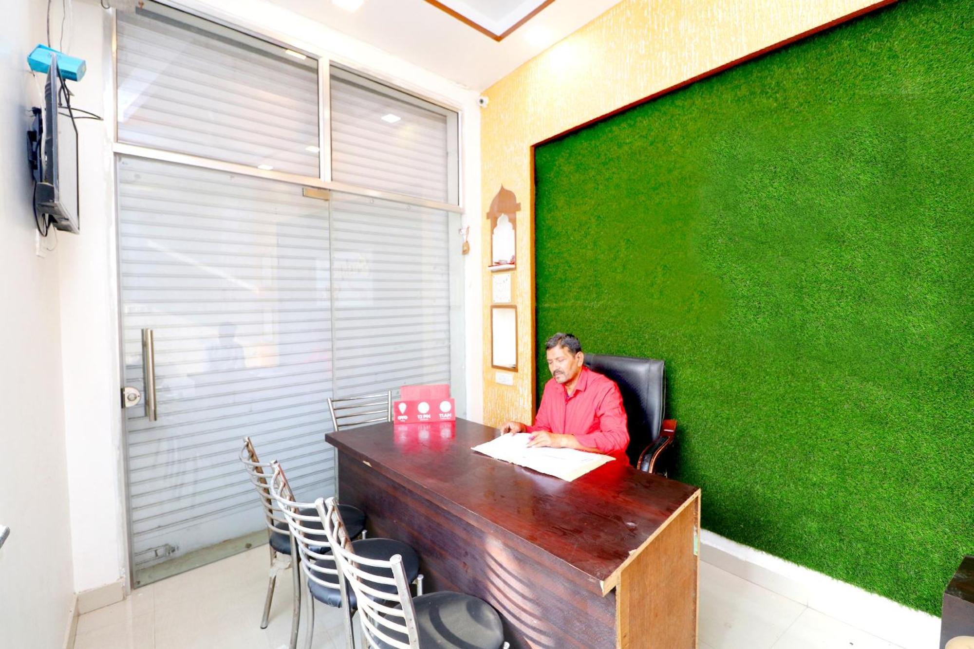Hotel O Pushp Vatika Bhiwani Ngoại thất bức ảnh